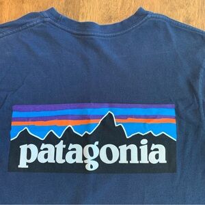 Patagonia Men's Navy Long Sleeve Tee, Size XS